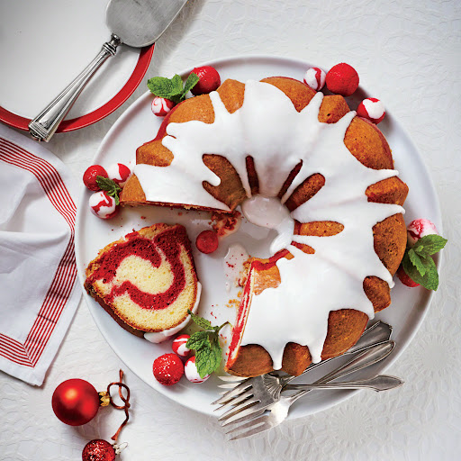 A red velvet and vanilla swirl Bundt Cake