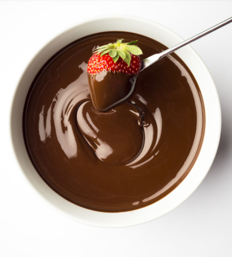Milk chocolate fondue