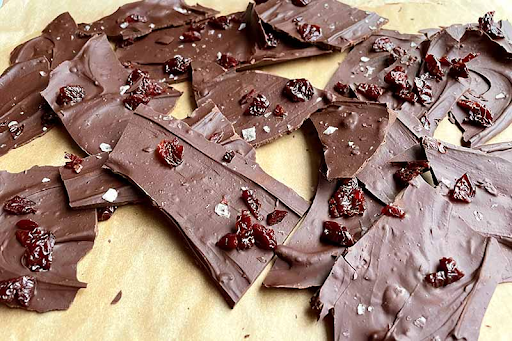 Spicy Chocolate Bark with Chilli Pepper