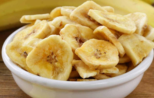 Crispy banana chips The Happier Homemaker