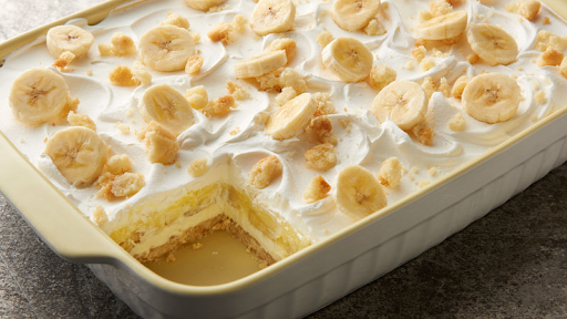 Banana Pudding Slab Pie (Betty Cooker)