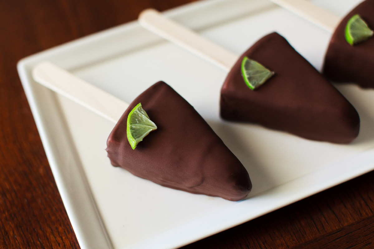 Instant Pot Key Lime Pie Recipe chocolate dipped key lime pie closeup