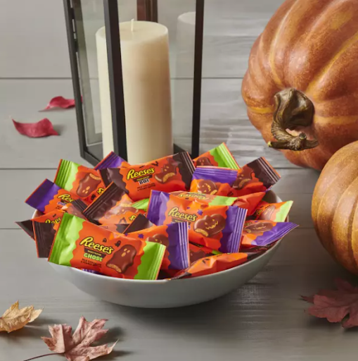 A bowl of Reese's peanut butter pumpkins, ghosts, and bats!