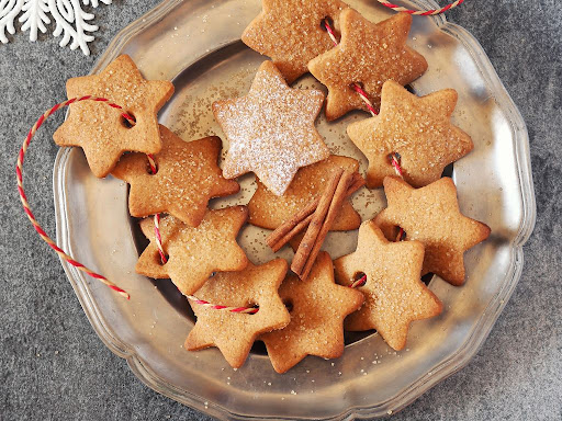 Beautiful French Sablés, a delicious Christmas shortbread cookie option you can't miss.