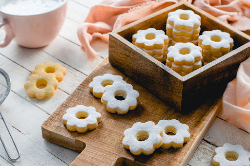 Canestrelli, the Italian Christmas shortbread cookies